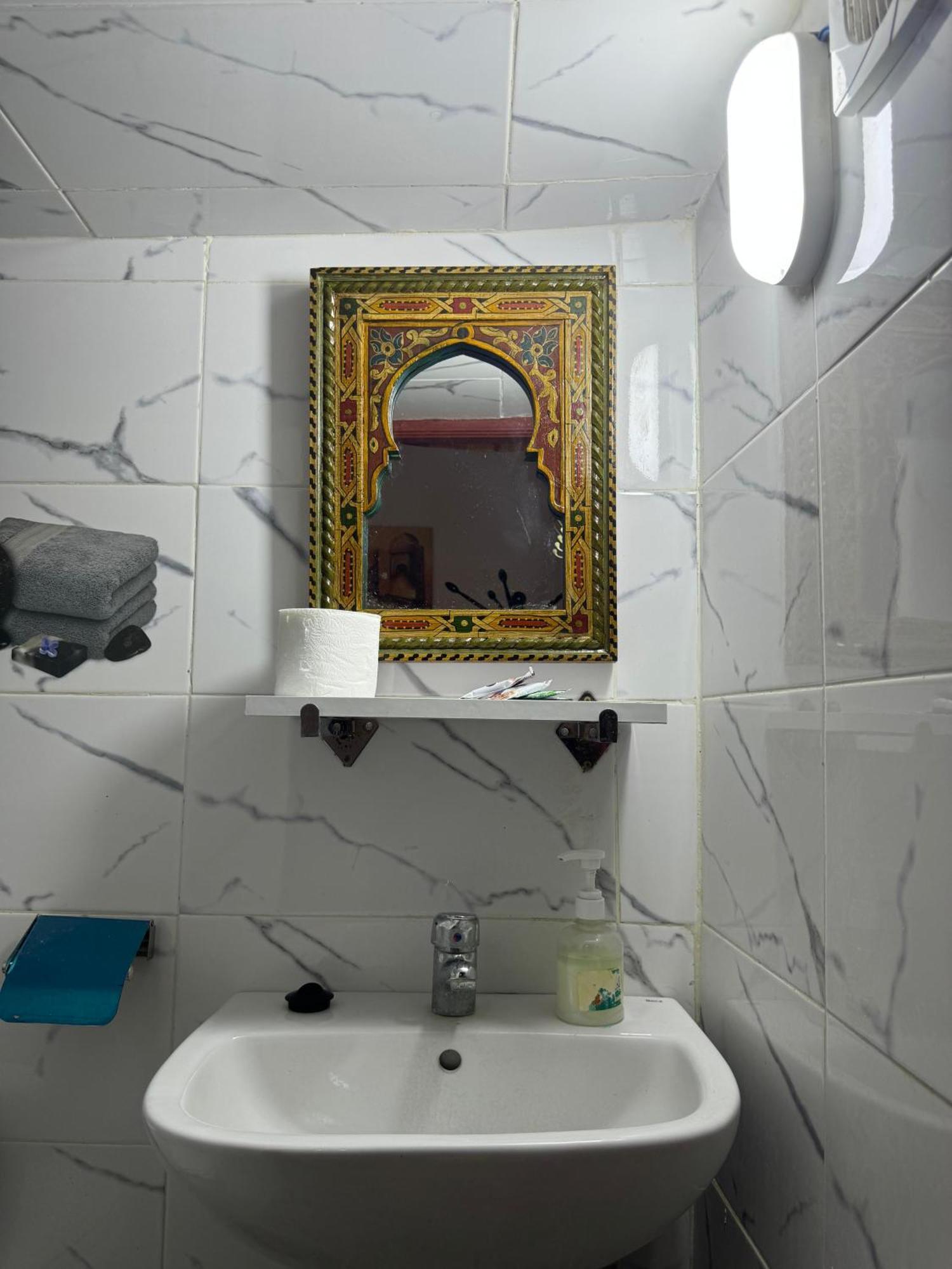 Dar Enouiina Hotel Fez Exterior photo