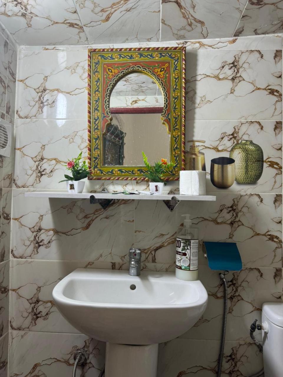 Dar Enouiina Hotel Fez Exterior photo