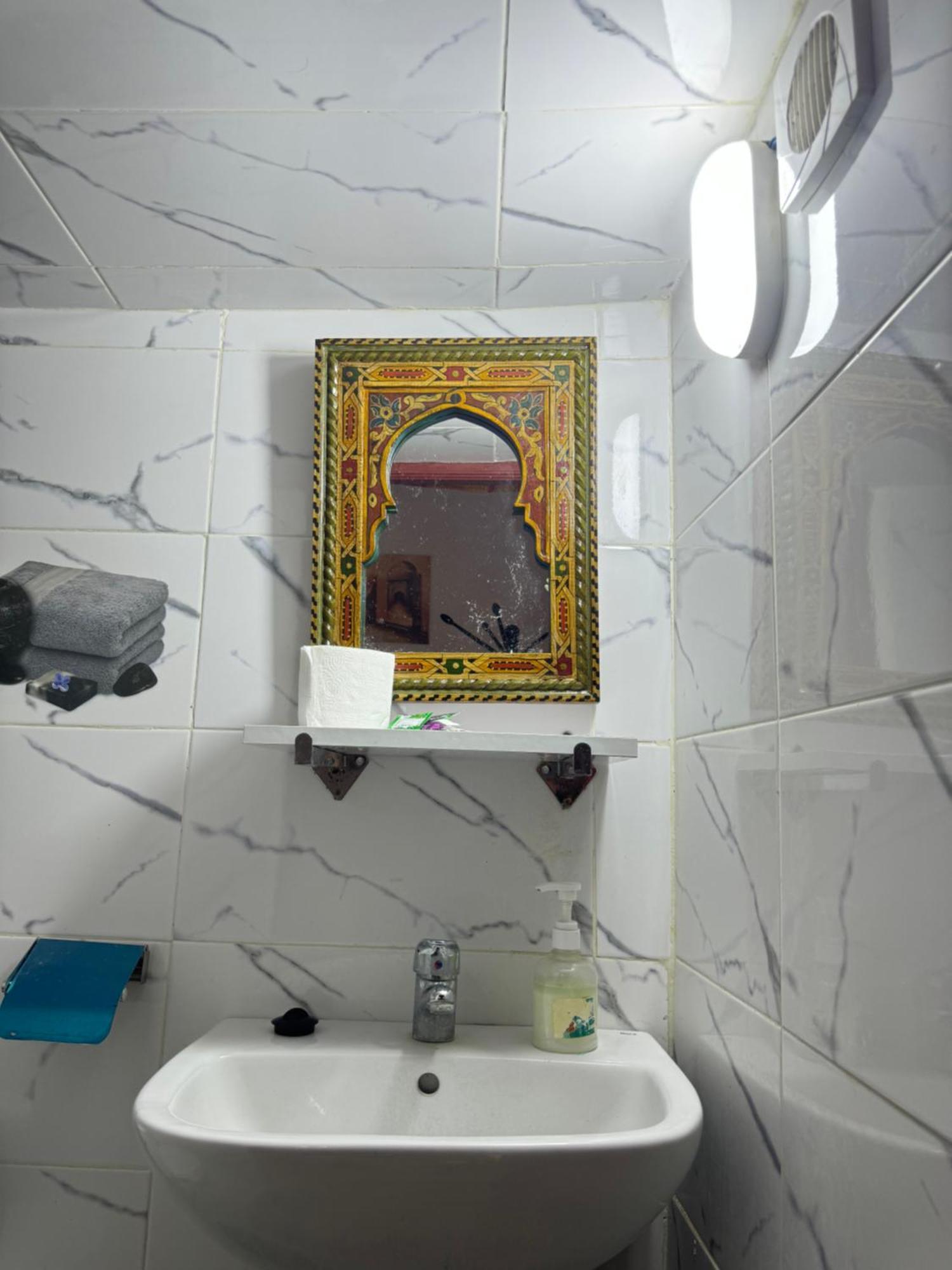 Dar Enouiina Hotel Fez Exterior photo